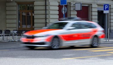 Unbekannte reissen 78-Jährigem die Uhr vom Handgelenk und flüchten