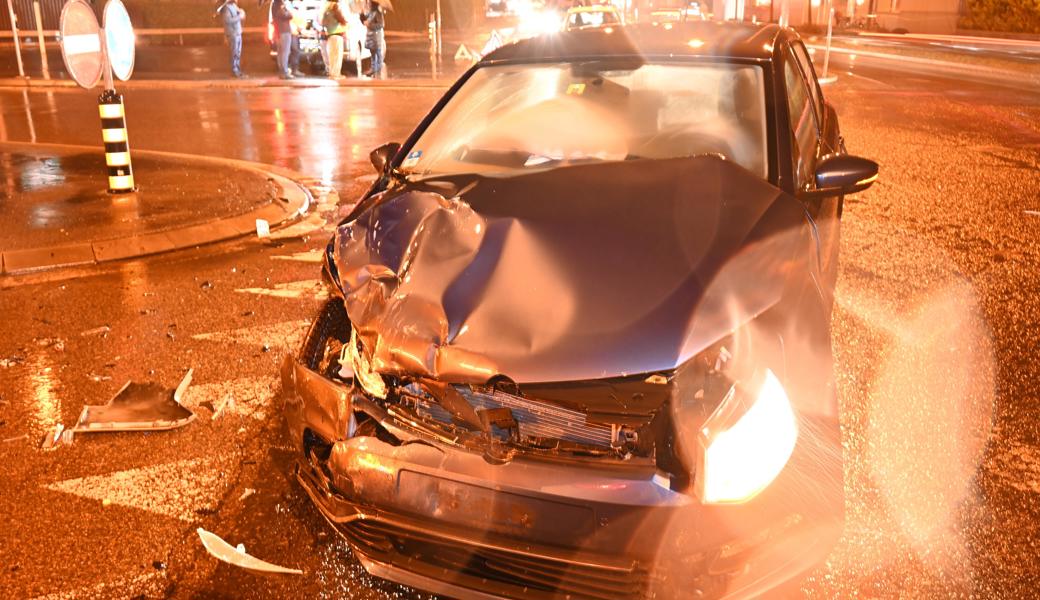 An den Autos entstand Sachschaden im Wert von rund 35'000 Franken.