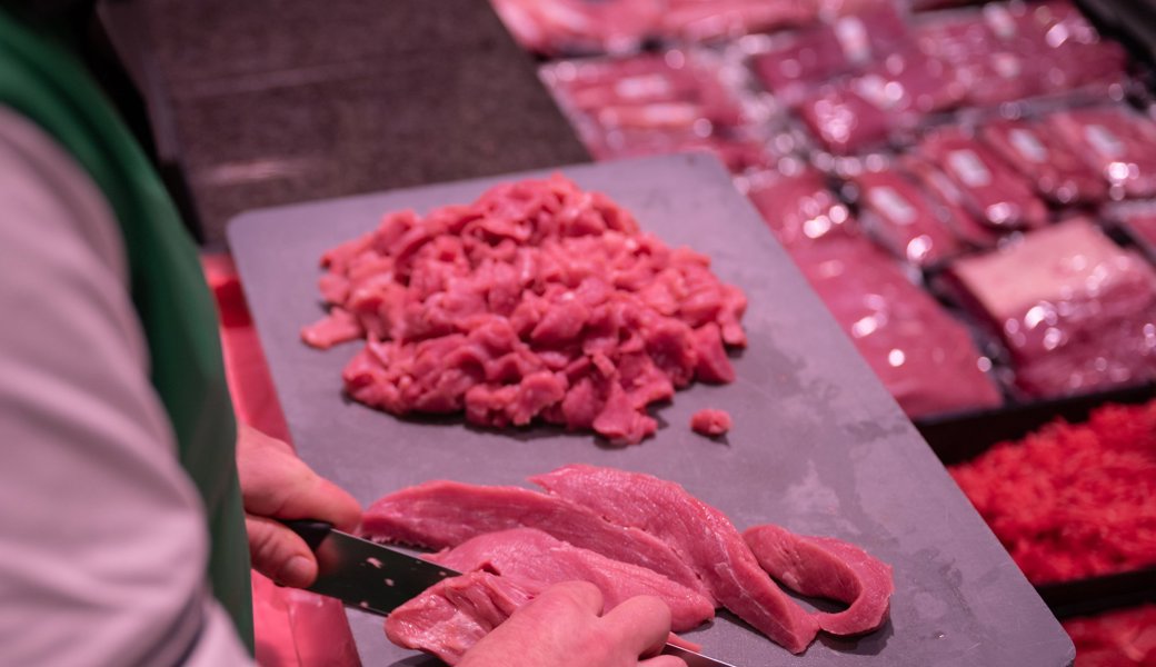 Neuer Betrugs-Skandal: ausländisches und abgelaufenes Fleisch falsch deklariert