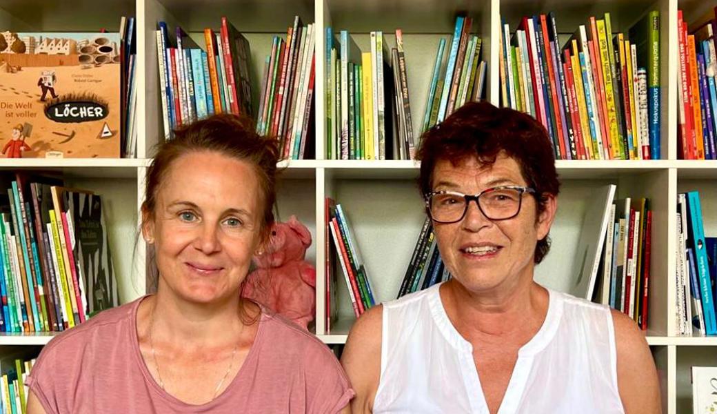 Die Co-Präsidentinnen des neuen Vereins Bücherpause: Regi Widmer (links) und Margrit Tschirky (rechts).