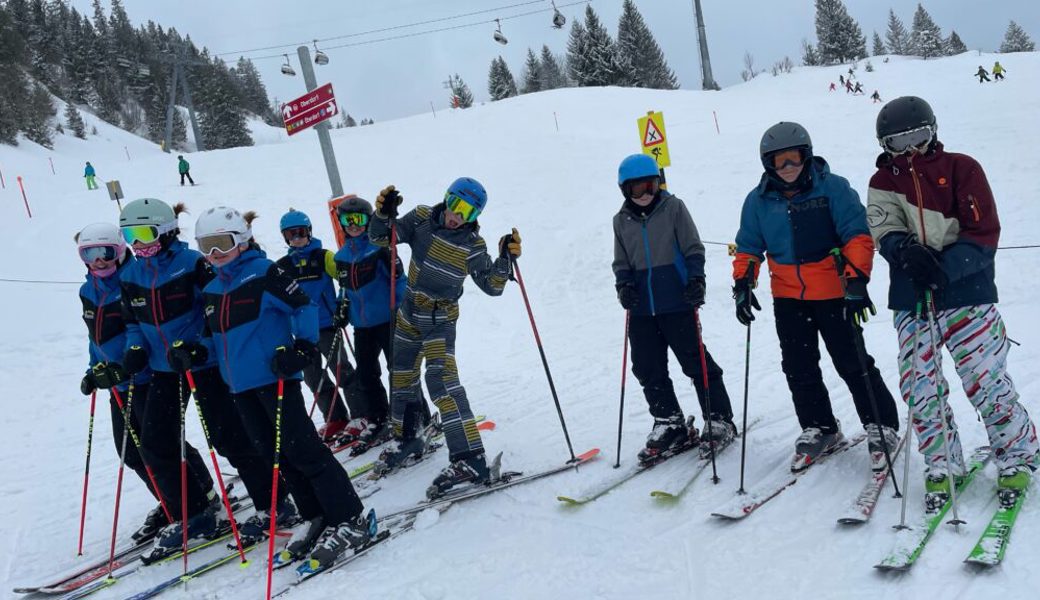  Auf den Pisten von Wildhaus wurde fleissig Ski gefahren. 