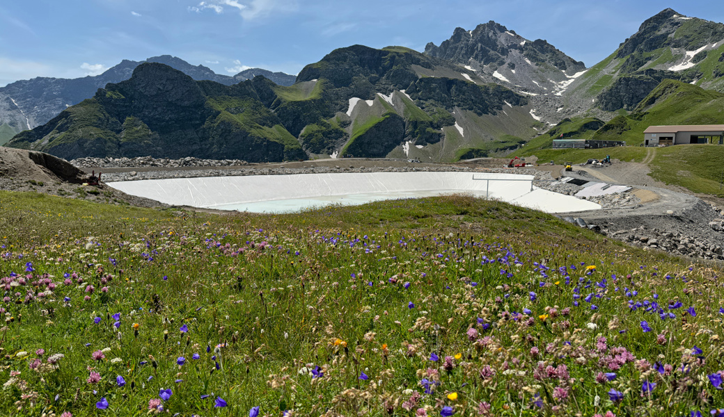 Seit vergangenem Samstag wird der See mit Überlauf aus der Bölli-Quelle gespeist.