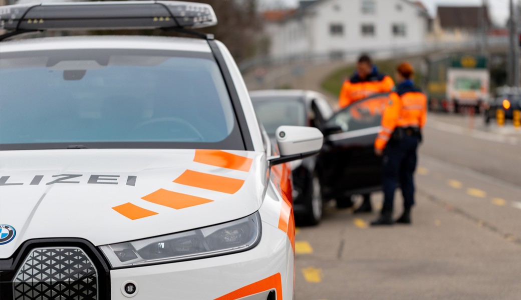 Bei der technischen Verkehrskontrolle im Werdenberg unerlaubte oder nicht gemeldete technische Änderungen an Fahrzeugen sowie Widerhandlungen gegen das Strassenverkehrsrecht festgestellt. 