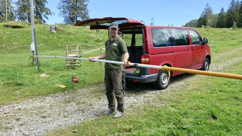  Mirko Calderara berichten über die Organisation, Signale und Schützenstände. 