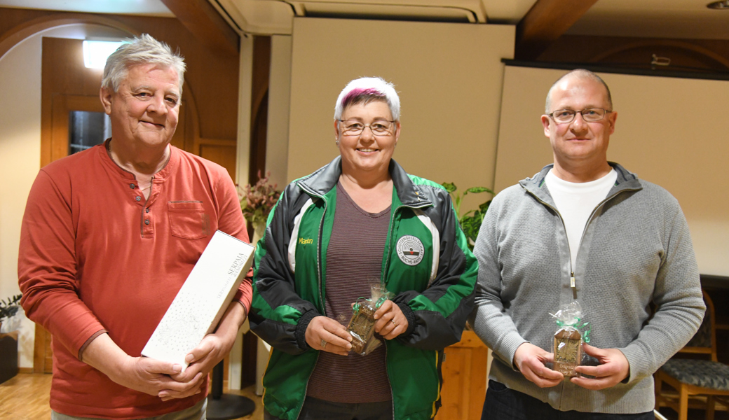 Gewinner der Feldmeisterschaft: (von links) Hardy Schlegel, Marlen Rothenberger, Jürg A. Davatz.