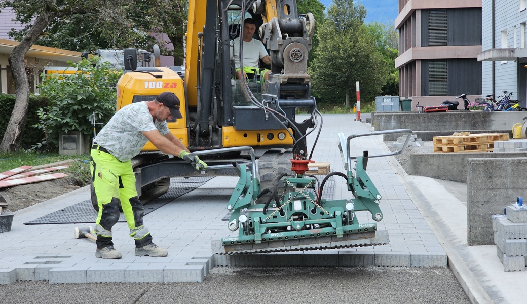 Zwischen Technikum- und Oberstüdtlistrasse wurde die Kleestrasse die letzten Wochen bereits erneuert. Der Abschnitt zur Hanflandstrasse folgt noch.