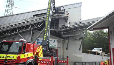 Schon wieder Feuer in einer Recyclinganlage