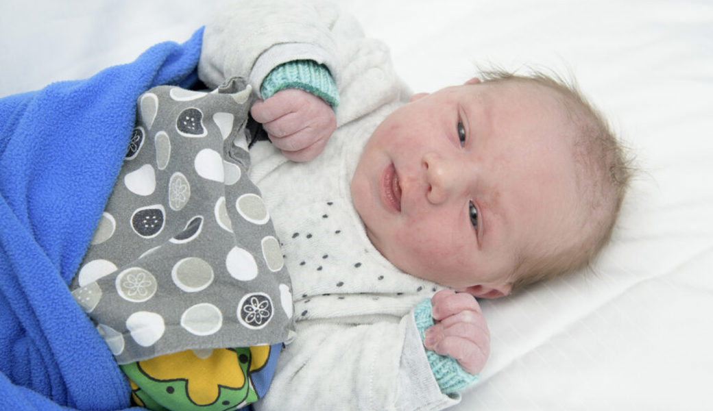  Matteo ist das erste Schweizer Neujahrsbaby 2022 im Spital Grabs. Bilder: PD