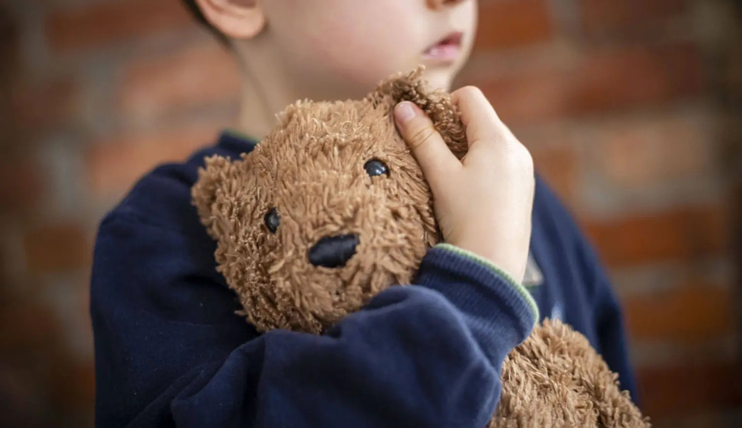 Suizidbetroffenen Kinder fehlt oft ein Ort, an dem es ausschliesslich um ihre Trauer geht. 