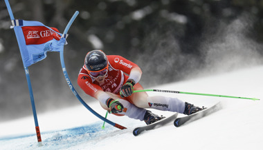 Mettler und Fischbacher liegen beim Riesenslalom weit zurück