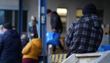 Nicht alle Menschen können sich festliche Speisen zu Weihnachten leisten