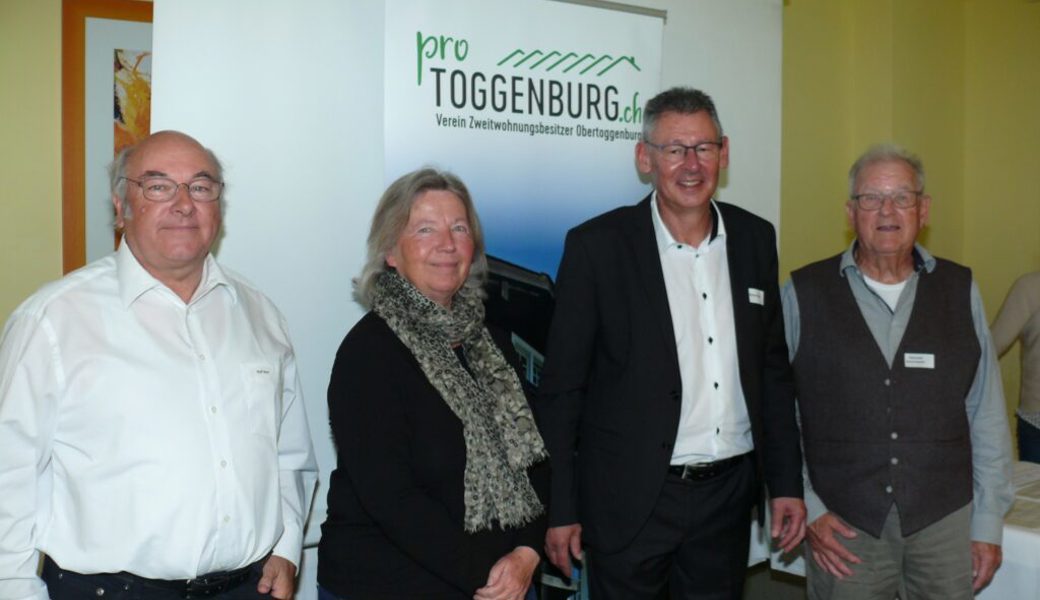  Der Vorstand des Vereins Zweitwohnungsbesitzer Obertoggenburg (von links): Rolf Hess (Aktuar), Odette Oesch (Revisorin), Richard Brander (Präsident) und Hansruedi Hintermeister (Kassier). 