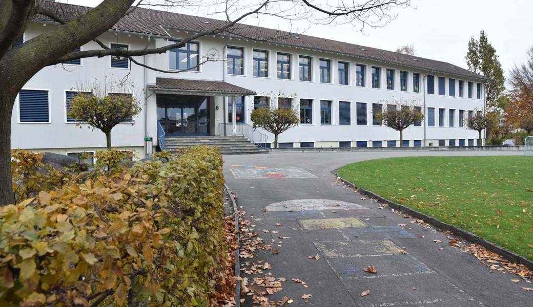 Der Stadtrat möchte mehr als 25 Millionen Franken in zwei Erweiterungsbauten investieren. Die SVP Buchs lehnt dies ab. 