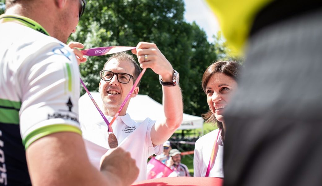  Nimmt sich seit Jahren Zeit für seine Herzenssache: Simon Ammann, neuer Präsident von Special Olympicas Switzerland. 