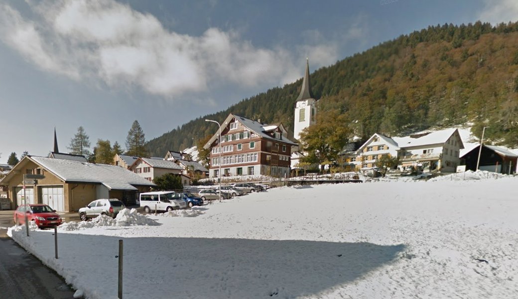 Malerisch gelegen: katholische Kirche auf der Passhöhe von Wildhaus.