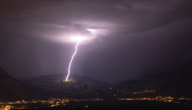 Gewitter im Januar: Meteorologischer Schneepflug liess es krachen