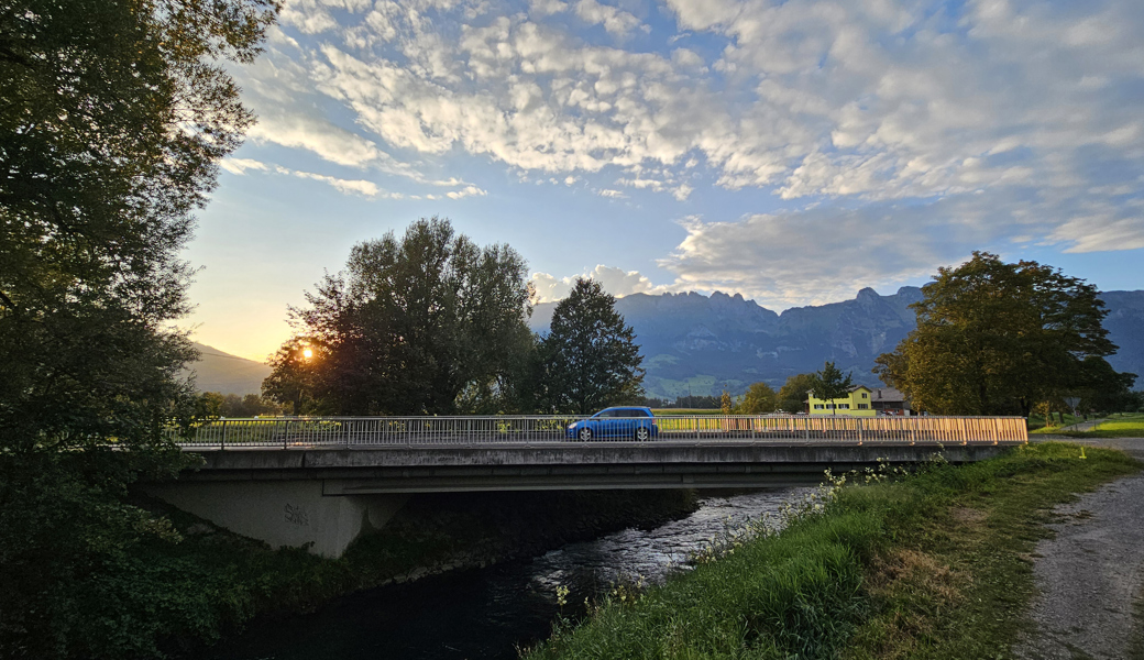 Eine Velobrücke aus Holz wäre nicht per se «günstig»