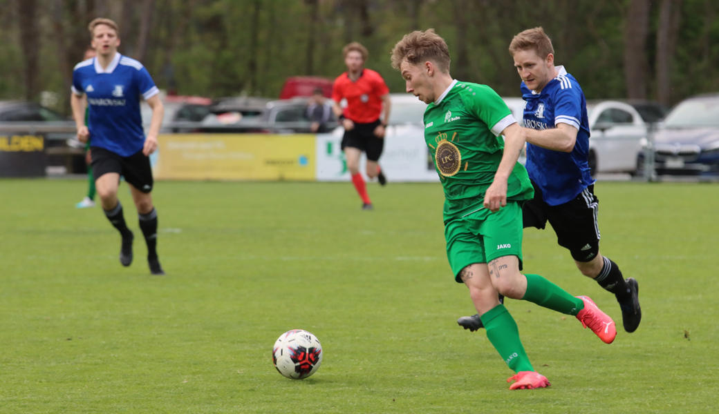 Sieg im ersten Ernstkampf der Saison: Der FC Buchs hat daheim den FC Winkeln mit 3:2 bezwungen.