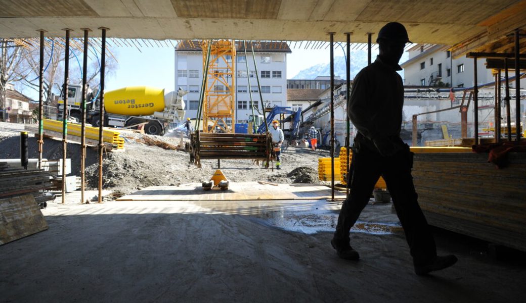  Der Wirtschaftsmotor brummt: Im Juni gab es im Wahlkreis Werdenberg noch 302 Arbeitslose, das ist ein Minus von 7,7 Prozent gegenüber dem Vormonat. Archivbild: Heini Schwendener