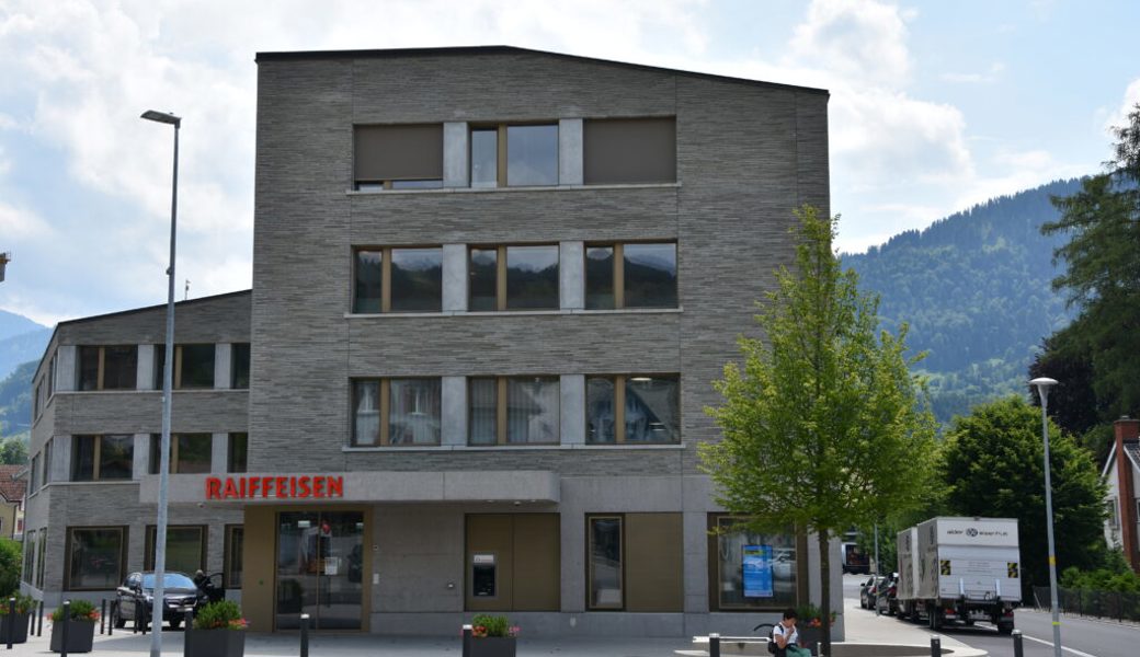  Der Hauptsitz der Raiffeisenbank Obertoggenburg in Nesslau. 