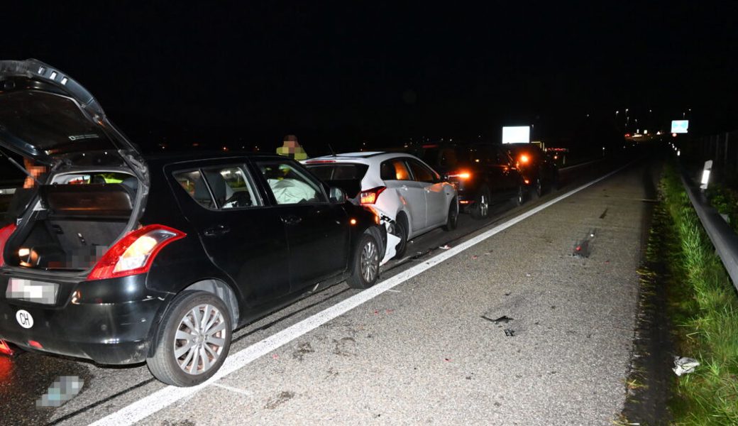  Bei der Auffahrkollision wurde eine Frau verletzt. 