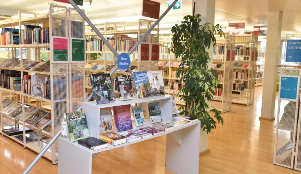  Blick in die Liechtensteinische Landesbibliothek in Vaduz, deren Medien 2021 besonders gefragt waren. 