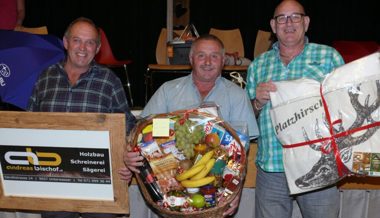 Sepp Hofstetter jasste sich in Wildhaus mit Spielglück zum knappen Sieg