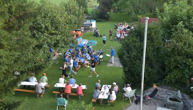 Sommerfest-Besucherinnen und -besucher lösten im Wohnheim Neufeld Freude aus