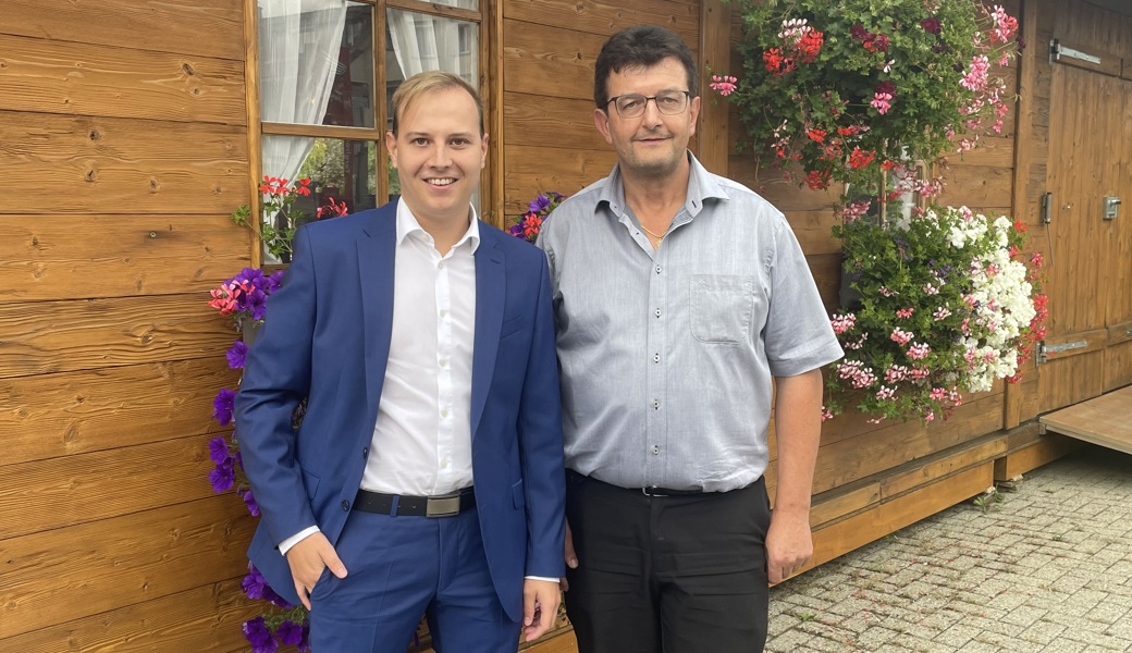 Linus Thalmann (rechts) mit seinem Nachfolger Lukas Huber.