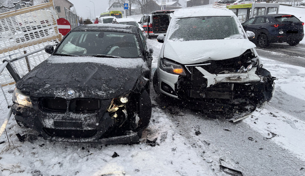 Schneefall: Blechschäden auch jenseits des Rheins