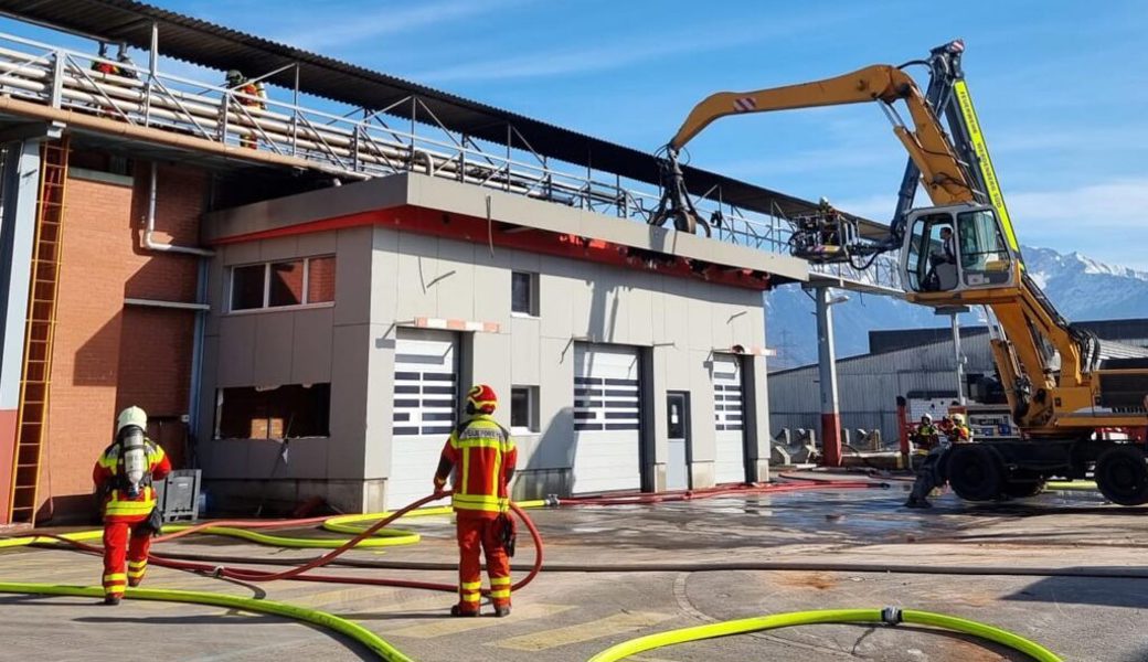  Die Feuerwehr Werdenberg Süd löschte das Feuer. 