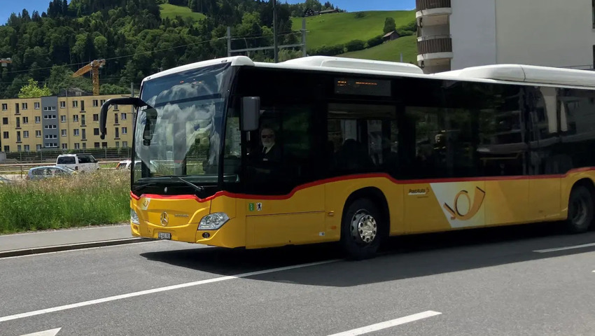 Die neue Haltestelle in Unterwasser wird das Postauto nach dem Fahrplanwechsel in die Strecke miteinbeziehen.