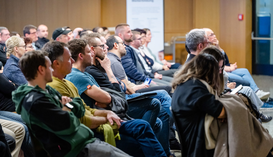 Grosses Interesse nach Feierabend: Anlass im BZBS zum Thema Fachkräftemangel.