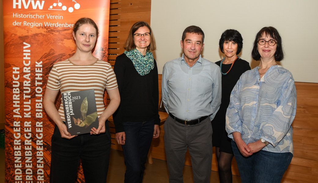 Das Redaktionsteam des Werdenberger Jahrbuchs (von links): Clara Müller (Interimsredaktionsleiterin), Daniela Ulrich, René Oehler, Hanna Rauber (Bildredaktion) und Manuela Mezzetta, Redaktionsleiterin seit dem 1. September dieses Jahres.