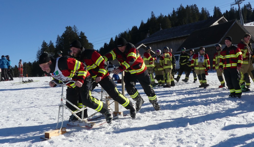 Feuerwehr und Familien: Hochbetrieb auf den Skipisten