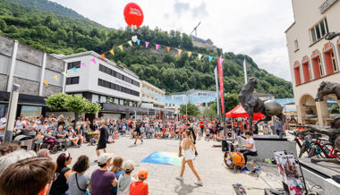 Staunen, lachen und geniessen beim Strassenkunst-Festival