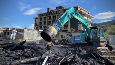 Abriss der «Acker»-Brandruine: Polizei sucht im Schutt nach neuen Hinweisen