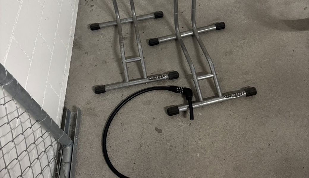 Schlösser aufgeschnitten und hochpreisige Bikes geklaut