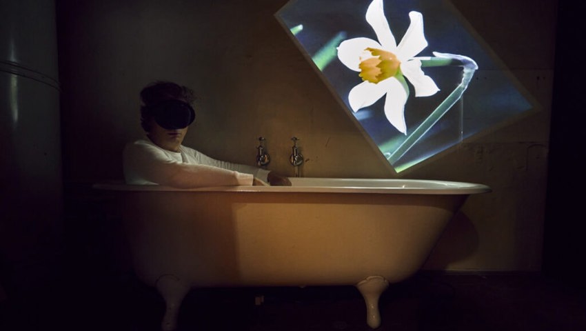  Der Sänger in der Badewanne. 