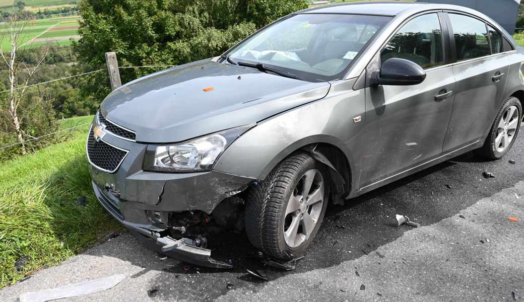 Der Motorradfahrer wurde beim Unfall verletzt. 