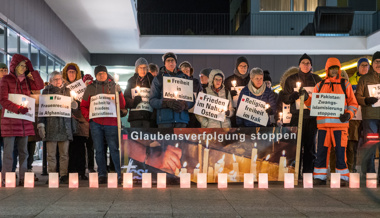 Eine halbe Stunde Stillstehen für Glaubensverfolgte