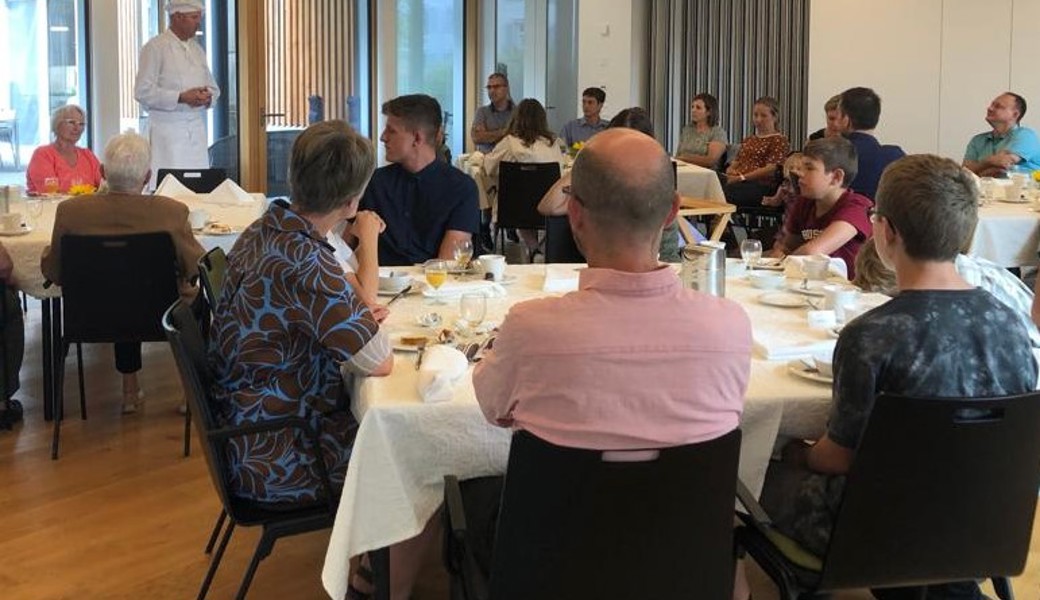 FDP verband beim Familienbrunch verschiedene Generationen im Stütlihaus