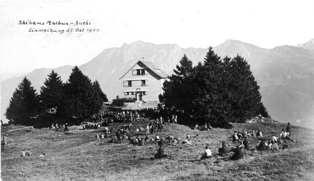 Einweihung des neuen Skihauses Malbun am 28. Oktober 1934.