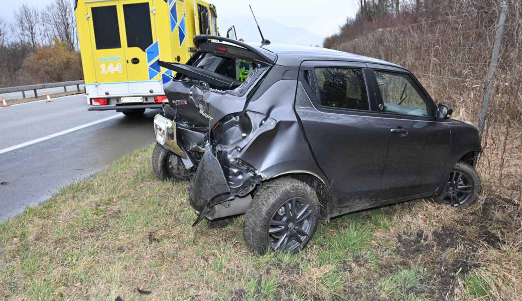 Hoher Sachschaden bei einem Unfall auf der A13. 