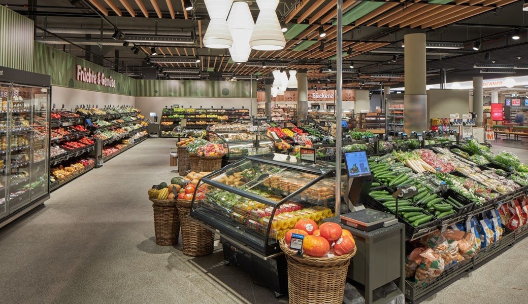 Die Gemüse- und Früchteabteilung der neuen Migros in Appenzell. 