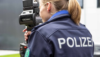 Motorradfahrer mit 104 Sachen durch Gams unterwegs