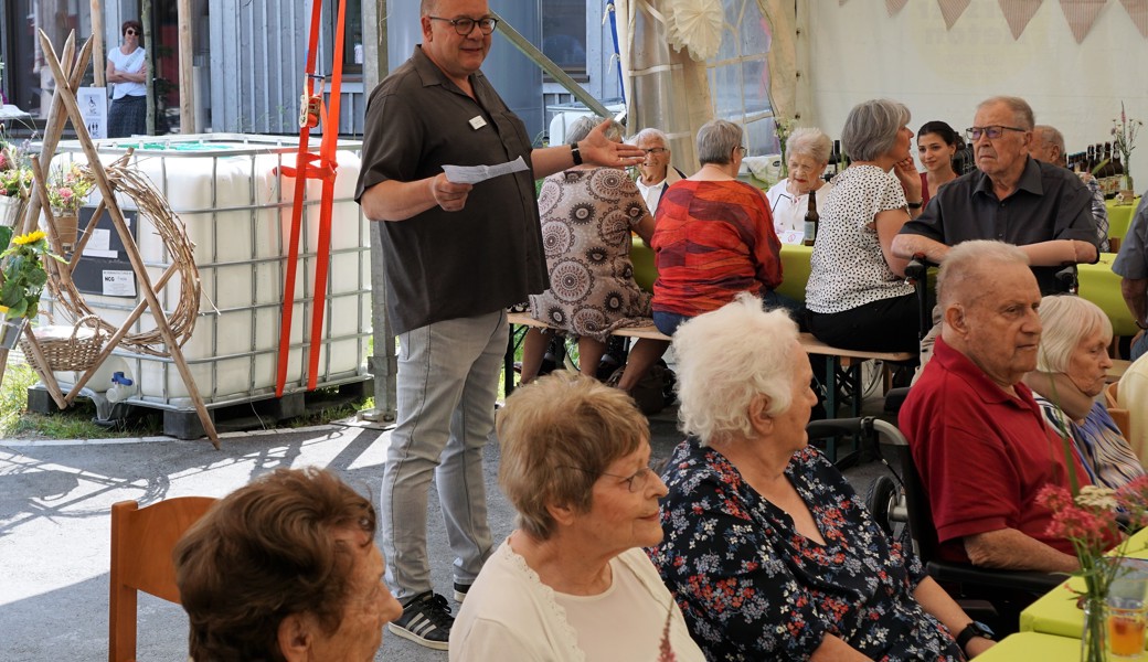 Der neue Leiter des Pflege- und Betreuungszentrums Büelriet, Martin Göldi, drückte am Fest seine Freude aus. 