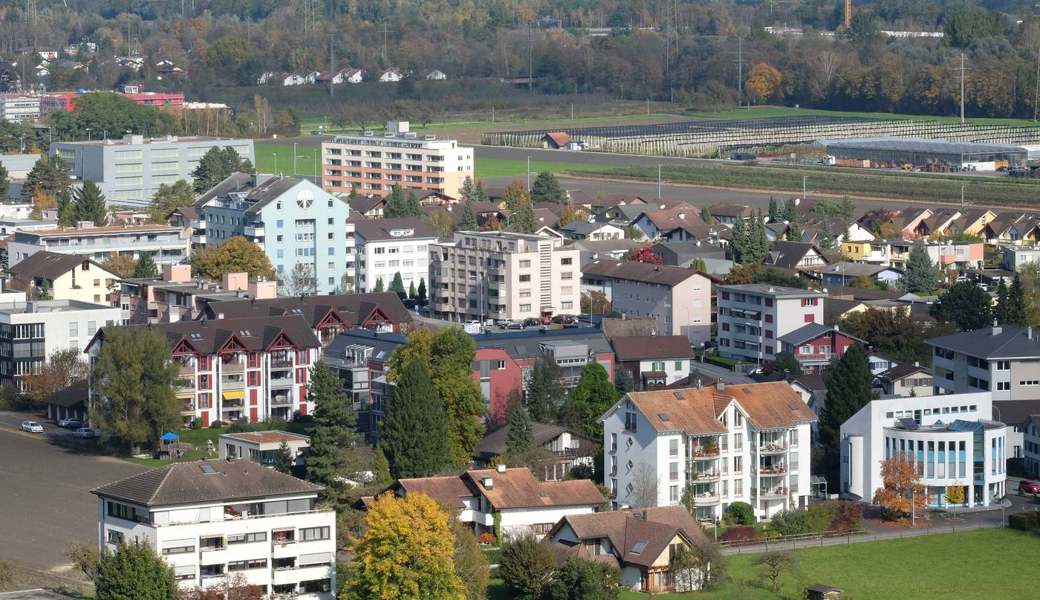 Die Zahl der Einwohner in Buchs ist in den letzten Jahren stark gewachsen: Die Stellen in der Verwaltung im Verhältnis jedoch im Vergleich prozentual deutlich weniger, betont der Stadtrat. 