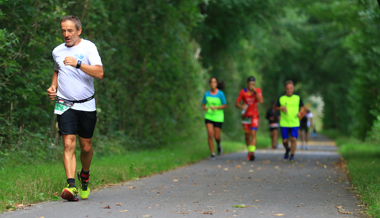 Bis die Laufschuhe glühen: 1000 Kilometer zu Fuss unterwegs