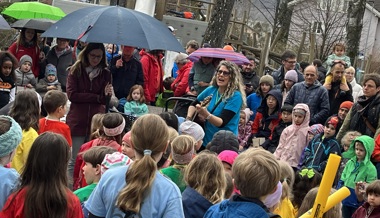 Gut besuchtes Frühlingsfest auf Kappeli-Spielplatz